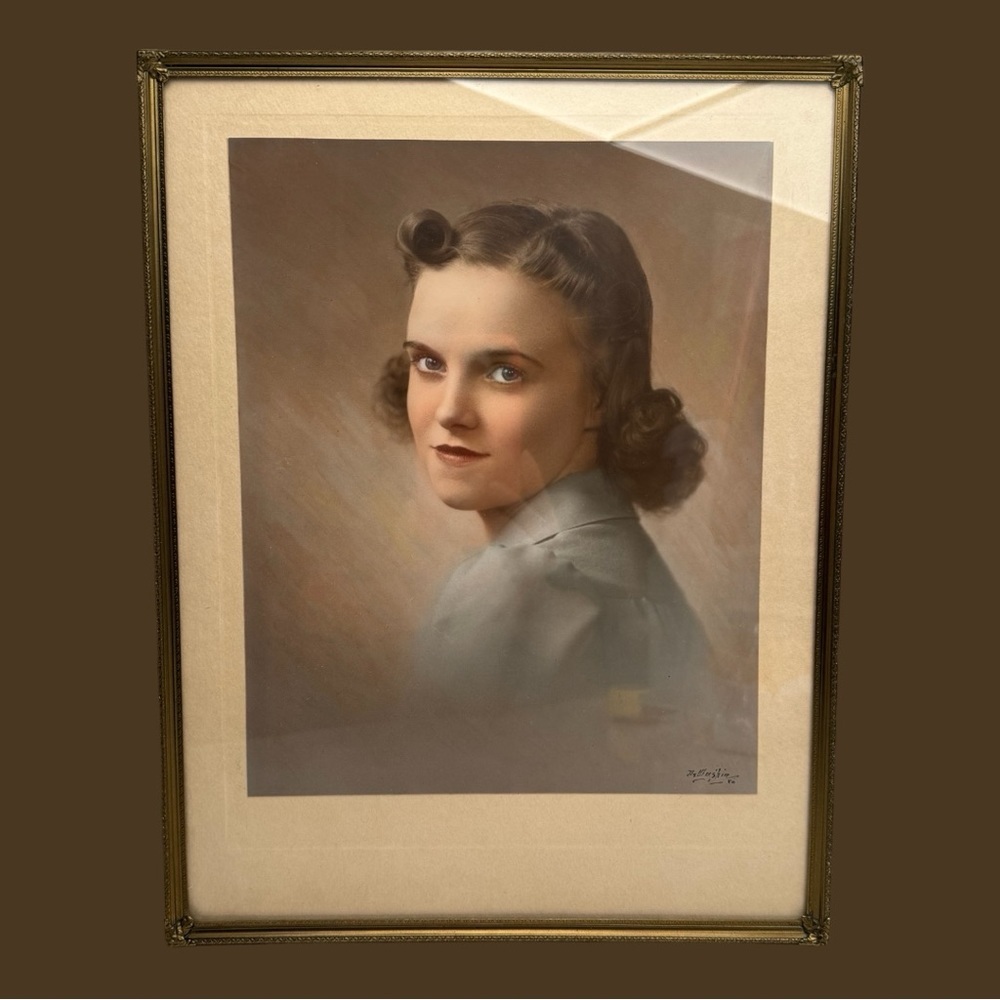 Vintage Picture Photo Frame Gold Tone Woman Girl 1940s Pin Curls